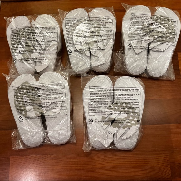 LACOSTE Women's Croco Dualiste Slide Sandals from Finish Line Brand New In Bag - Picture 8 of 8